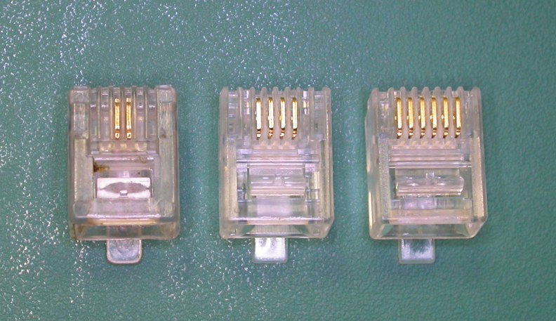 Изображение вилок для аналоговой телефонии: 6P2C, 6P4C и 6P6C